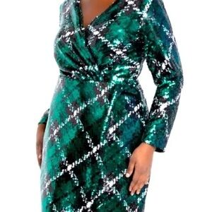 Eloquii size 18 full sequined plaid holiday dress.